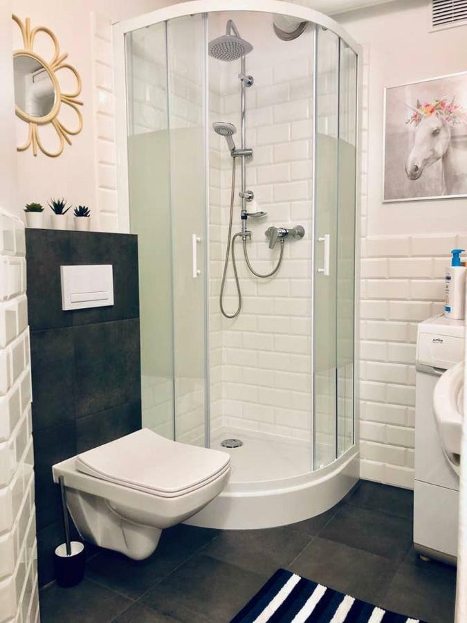 Legnica Apartament 42M2 Delux 4 Exteriör bild
